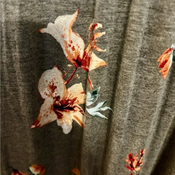 Torrid Gray Floral Maxi Dress - Picture 4 of 4